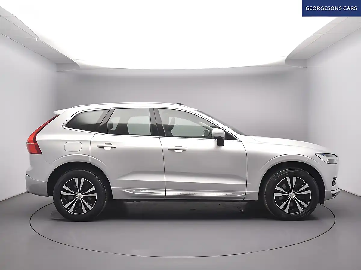 Used 2021 Volvo Xc60 Inscription Expression Silver - Interior and Exterior details 7