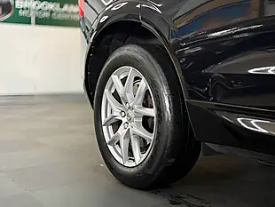 Used 2021 Volvo XC60 Momentum Black - Interior and Exterior details 8