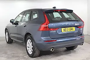 Used 2021 Volvo XC60 Momentum Blue - Interior and Exterior details 6