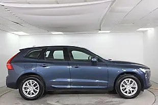 Used 2021 Volvo XC60 Momentum Blue - Interior and Exterior details 7