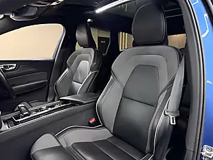 Used 2021 Volvo XC60 R-Design Blue - Interior and Exterior details 11