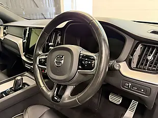 Used 2021 Volvo XC60 R-Design Pro Bursting Blue - Interior and Exterior details 17