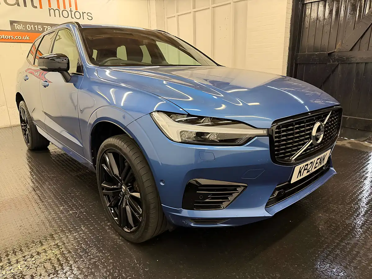 Used 2021 Volvo XC60 R-Design Pro Bursting Blue - Interior and Exterior details 3