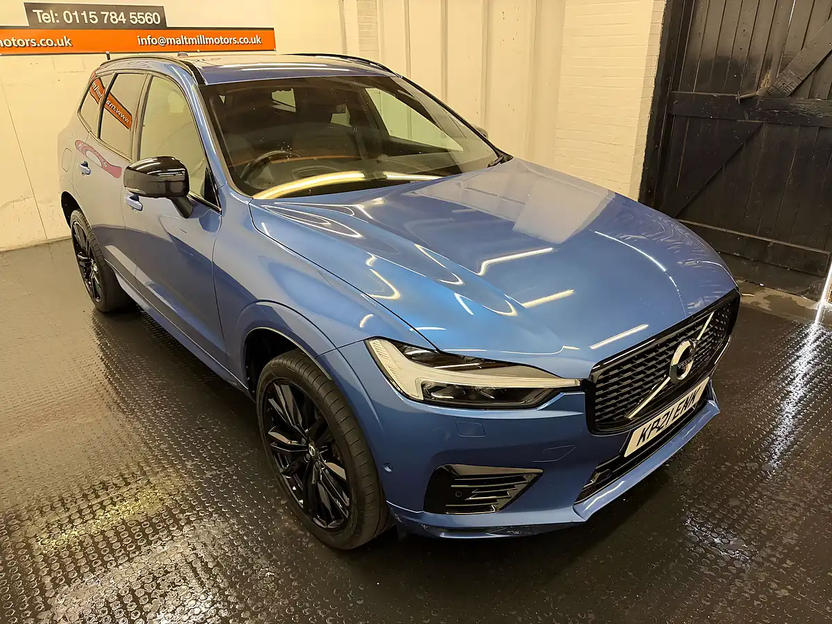 Used 2021 Volvo XC60 R-Design Pro Bursting Blue - Interior and Exterior details 4