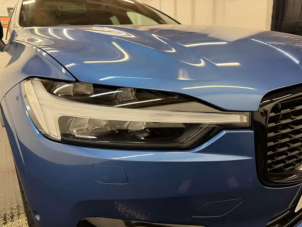 Used 2021 Volvo XC60 R-Design Pro Bursting Blue - Interior and Exterior details 6