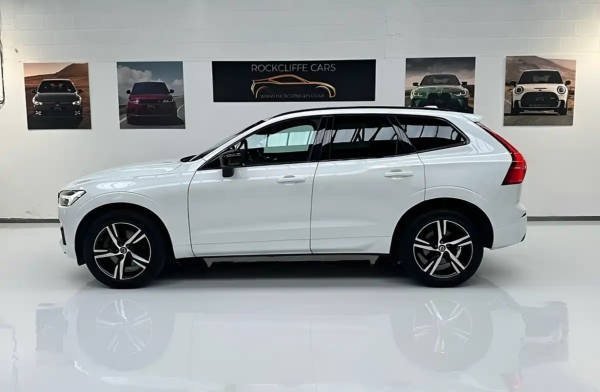 Used 2021 Volvo XC60 R-Design White - Interior and Exterior details 3