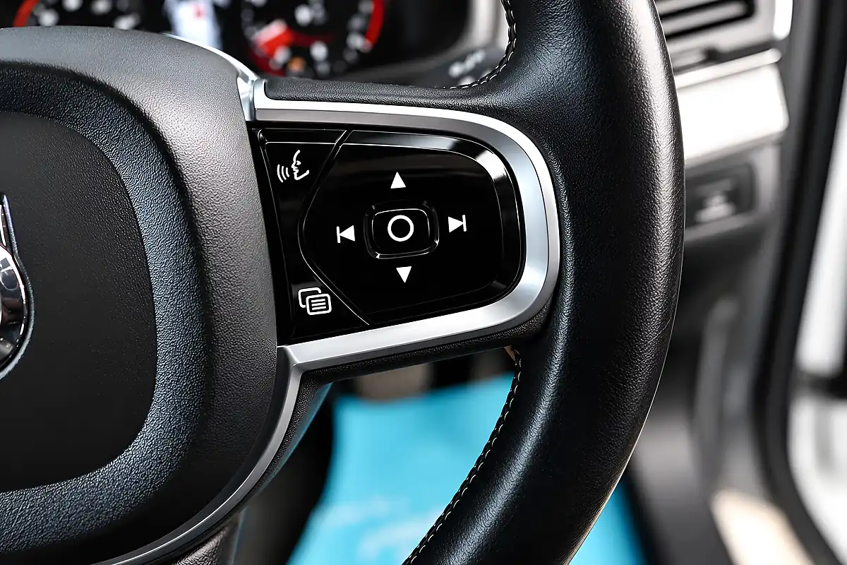 Used 2021 Volvo XC90 Ice White - Interior and Exterior details 19