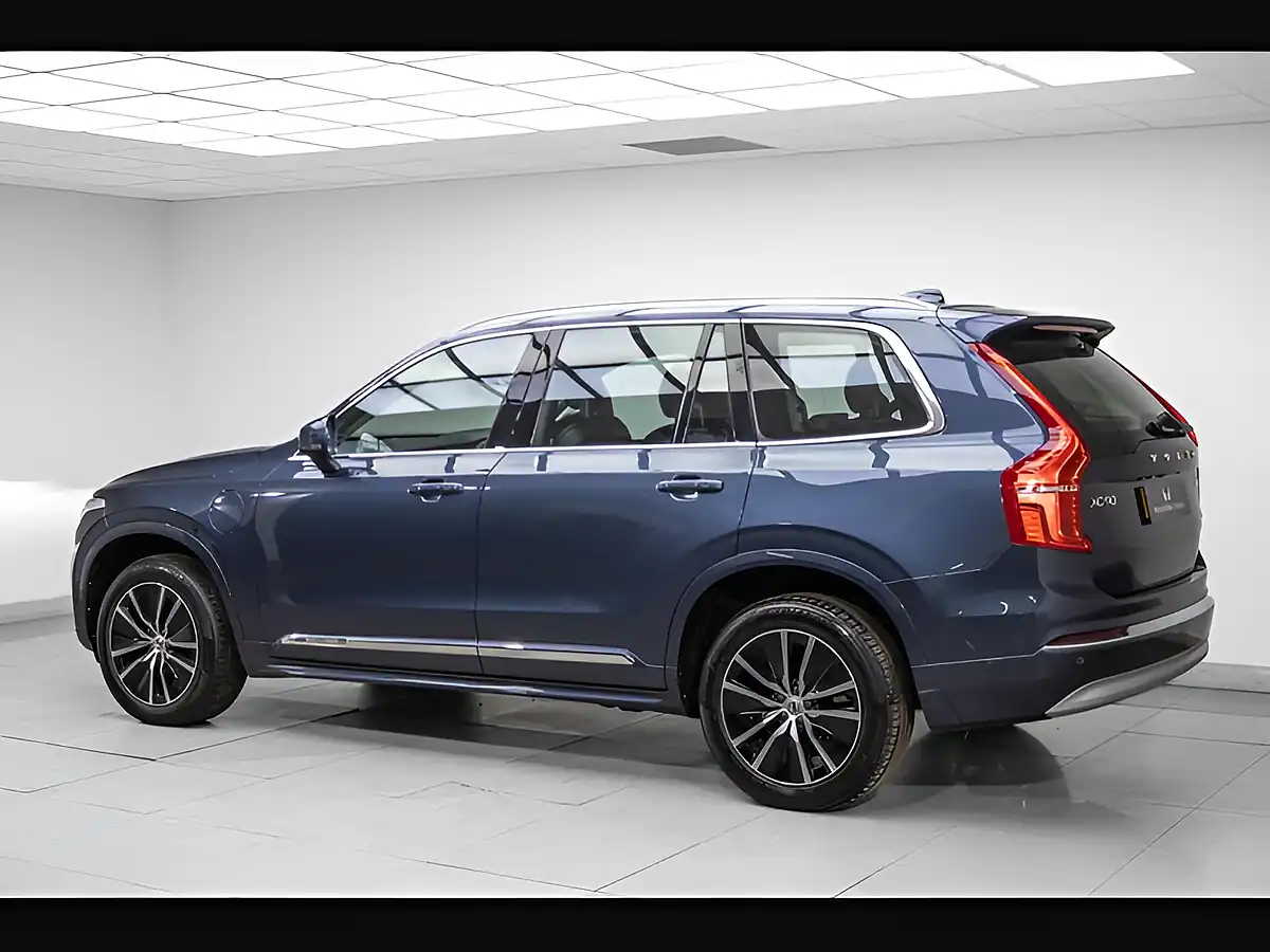 Used 2021 Volvo XC90 Inscription Expression Blue - Interior and Exterior details 3