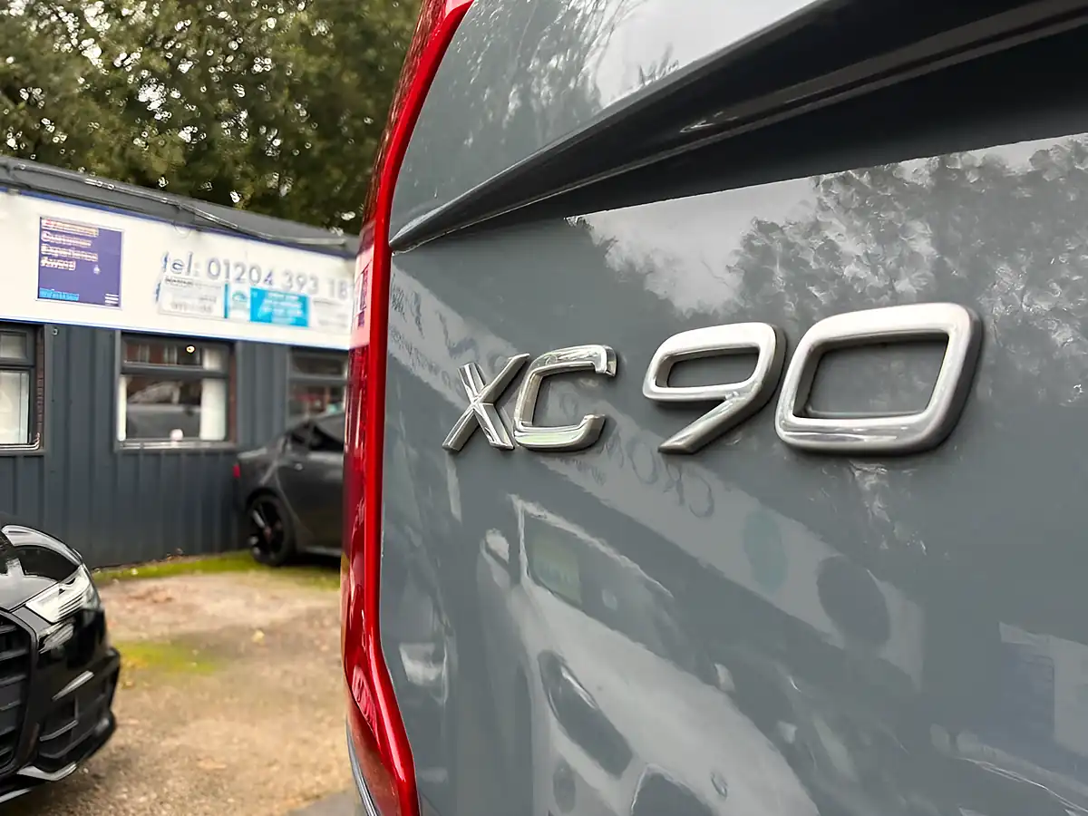 Used 2021 Volvo XC90 Inscription Grey - Interior and Exterior details 11