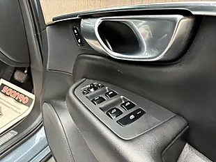Used 2021 Volvo XC90 Inscription Grey - Interior and Exterior details 13