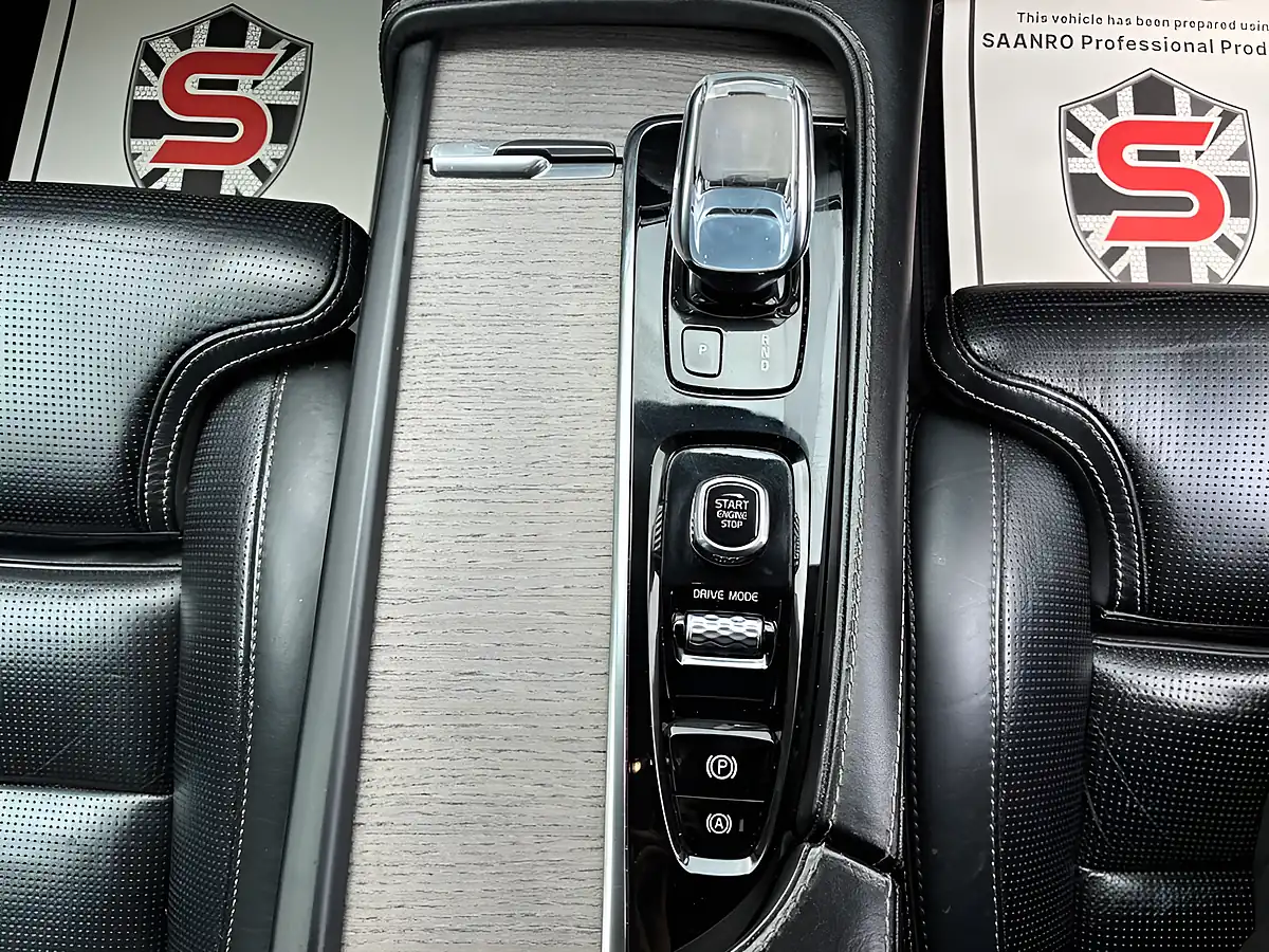 Used 2021 Volvo XC90 Inscription Grey - Interior and Exterior details 15