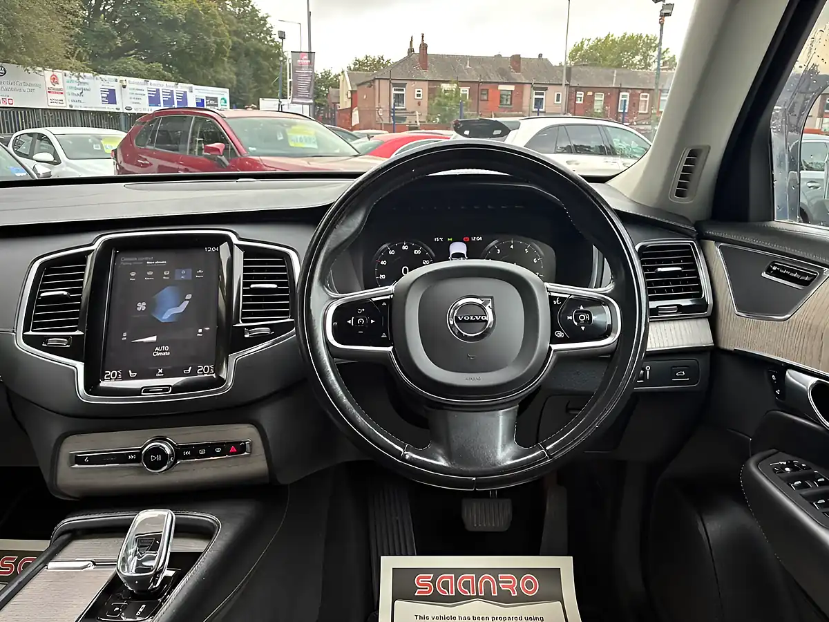 Used 2021 Volvo XC90 Inscription Grey - Interior and Exterior details 17