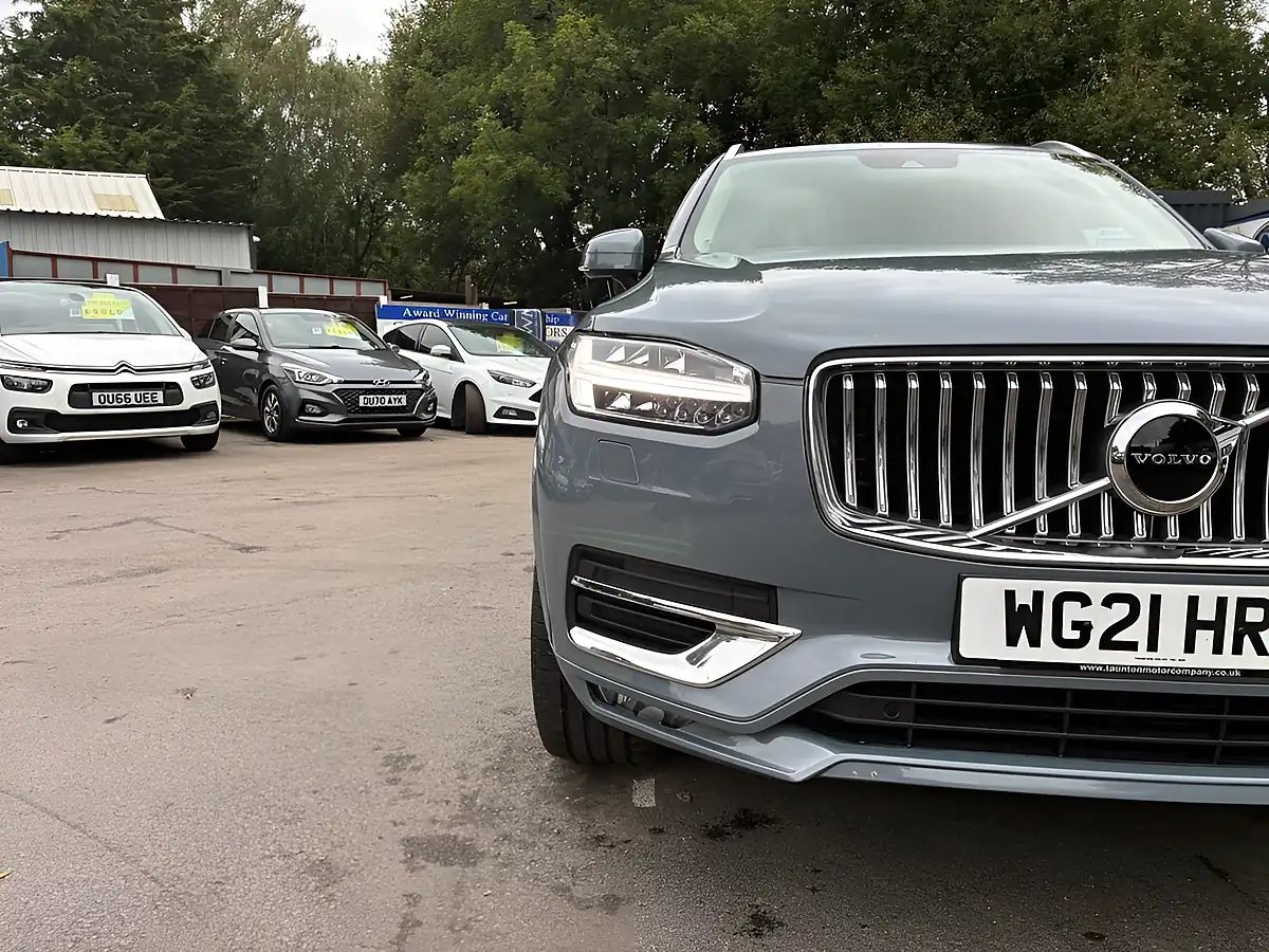 Used 2021 Volvo XC90 Inscription Grey - Interior and Exterior details 4