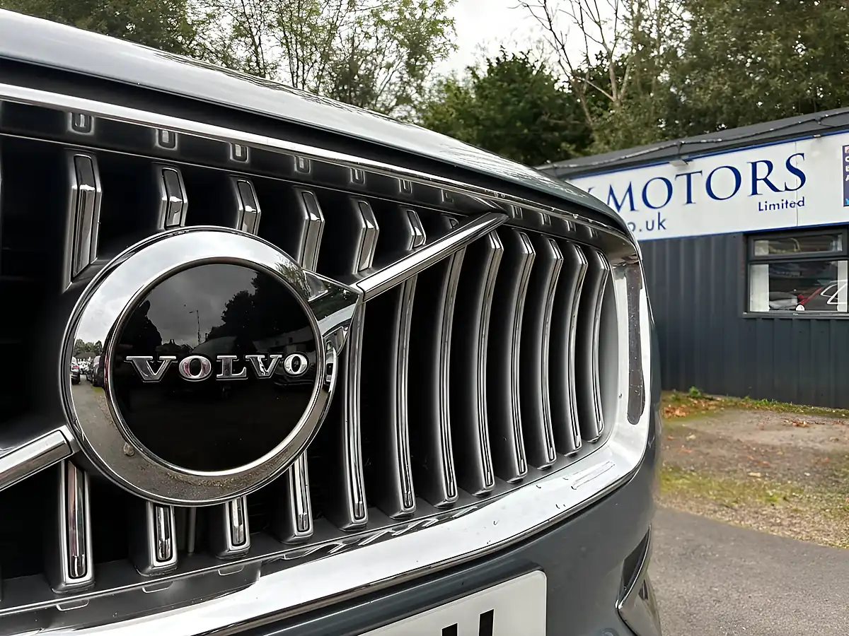 Used 2021 Volvo XC90 Inscription Grey - Interior and Exterior details 6