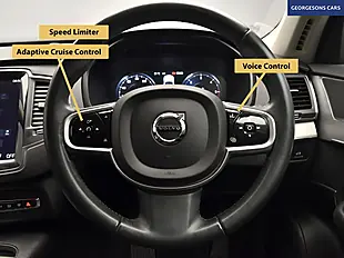 Used 2021 Volvo XC90 Momentum White - Interior and Exterior details 14