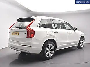 Used 2021 Volvo XC90 Momentum White - Interior and Exterior details 7