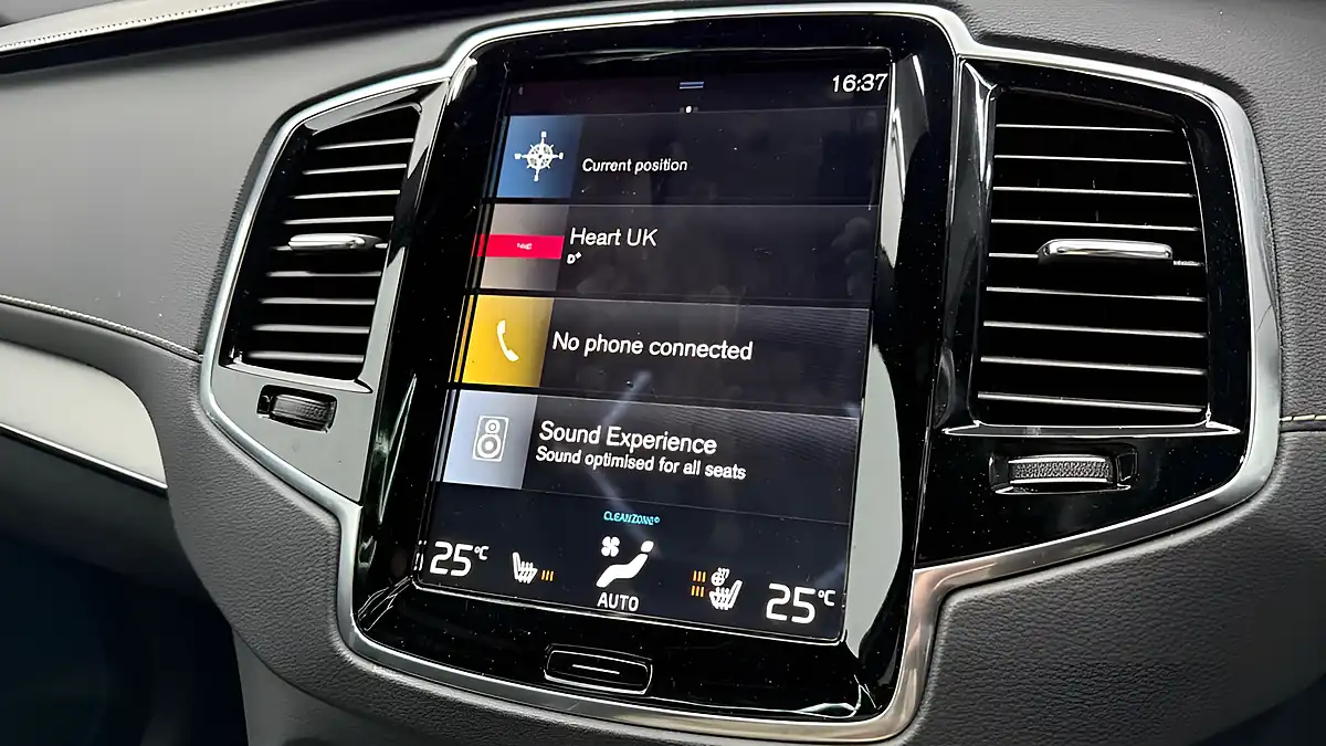 Used 2021 Volvo XC90 R-Design Grey - Interior and Exterior details 11
