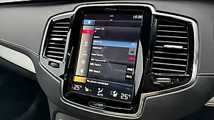 Used 2021 Volvo XC90 R-Design Grey - Interior and Exterior details 15