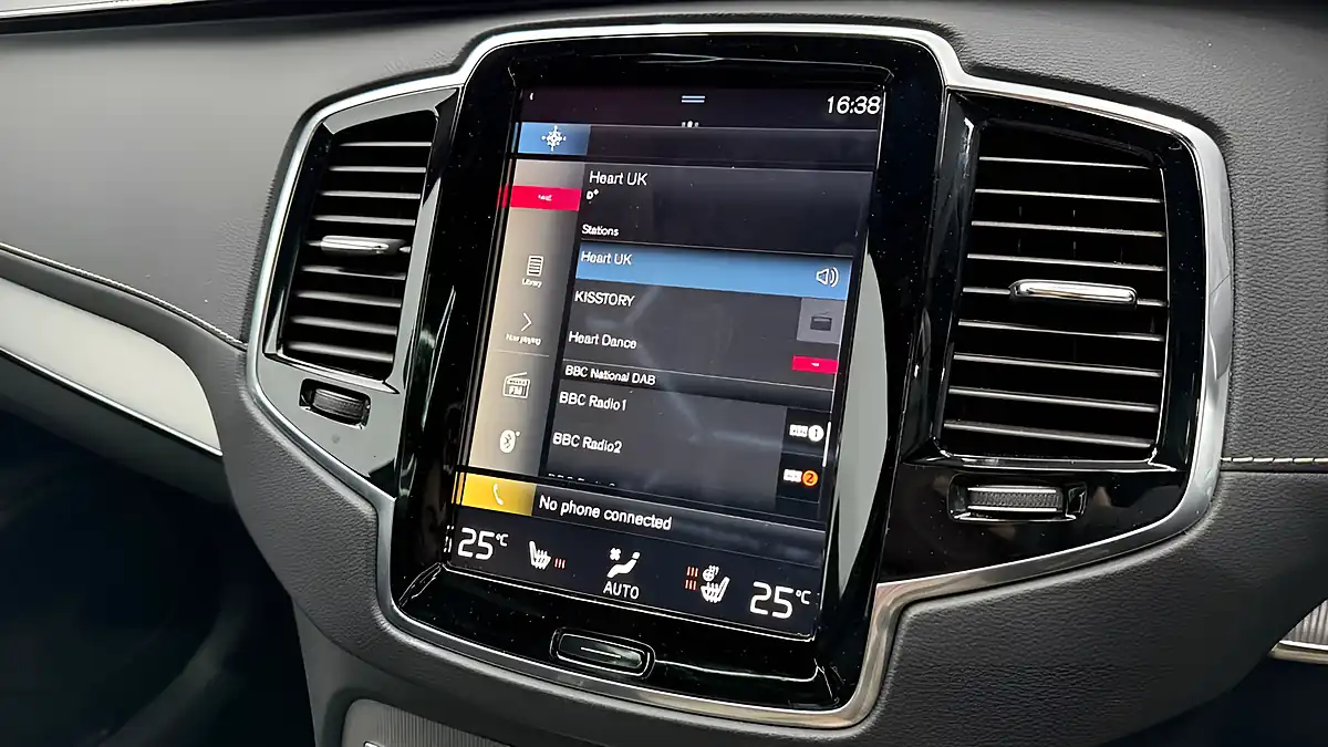 Used 2021 Volvo XC90 R-Design Grey - Interior and Exterior details 15
