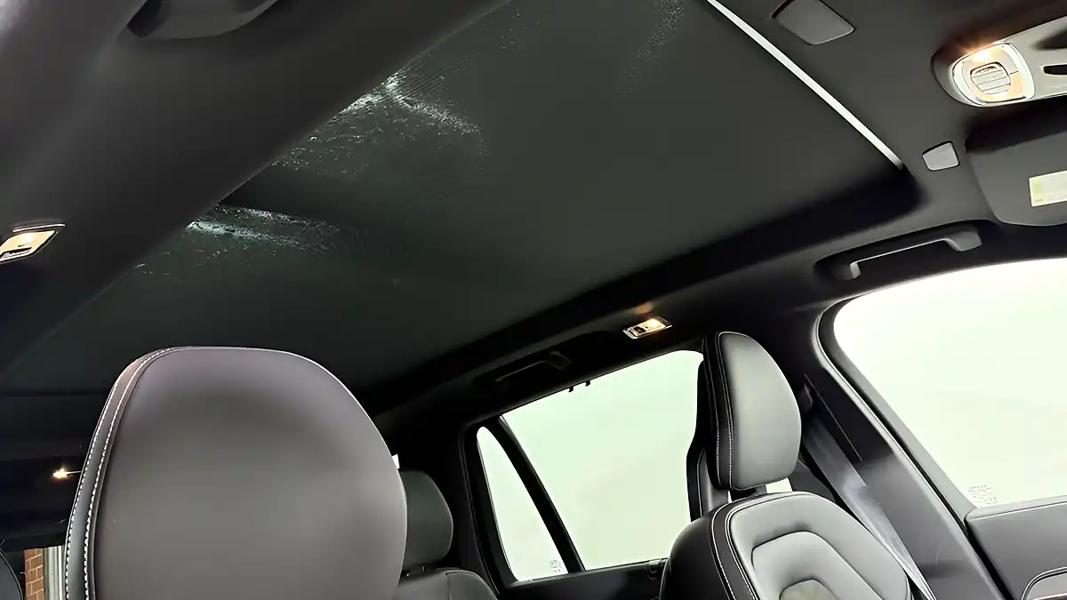 Used 2021 Volvo XC90 R-Design Grey - Interior and Exterior details 18