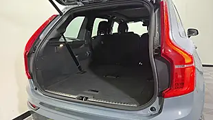 Used 2021 Volvo XC90 R-Design Grey - Interior and Exterior details 20