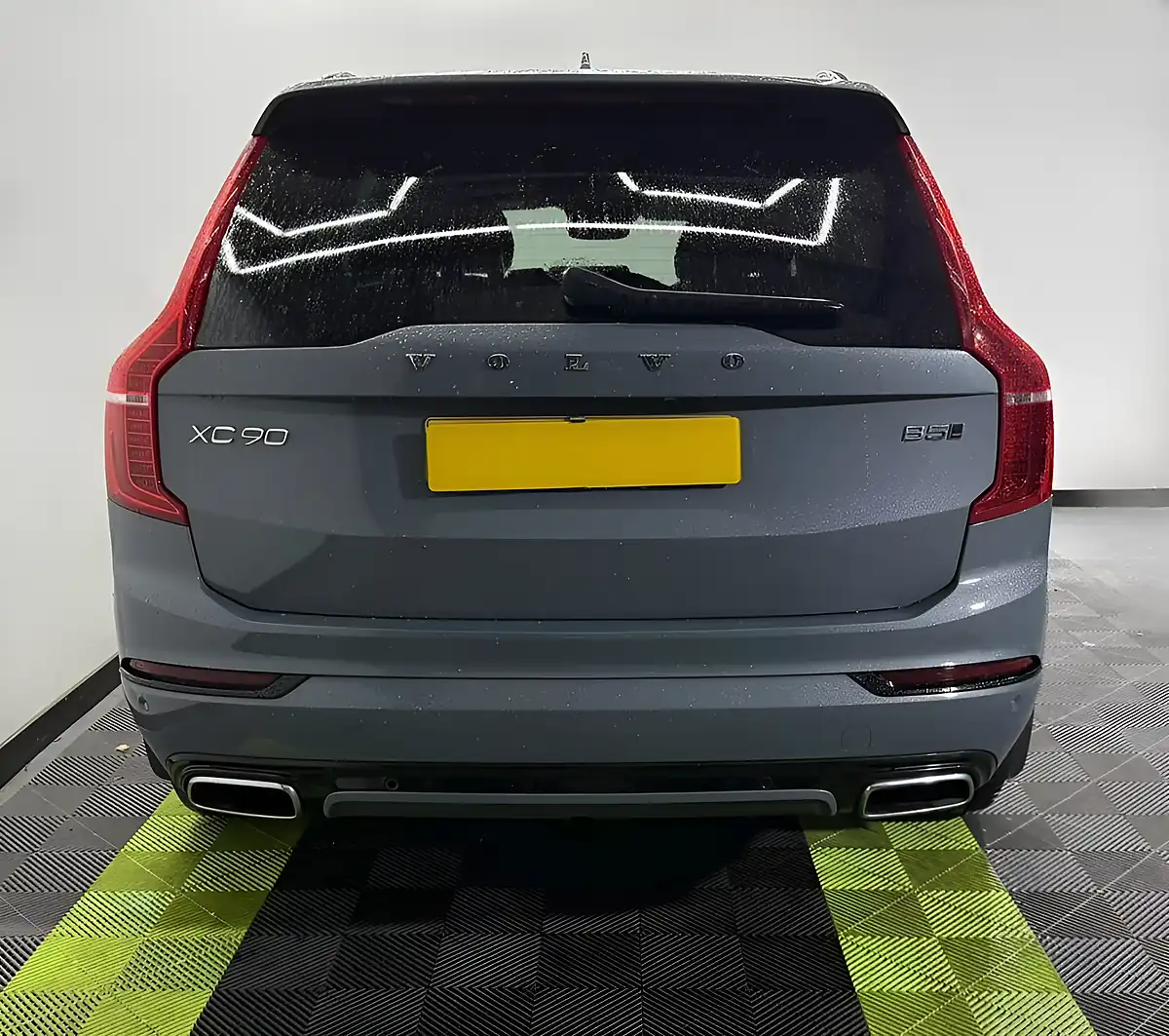 Used 2021 Volvo XC90 R-Design Grey - Interior and Exterior details 5