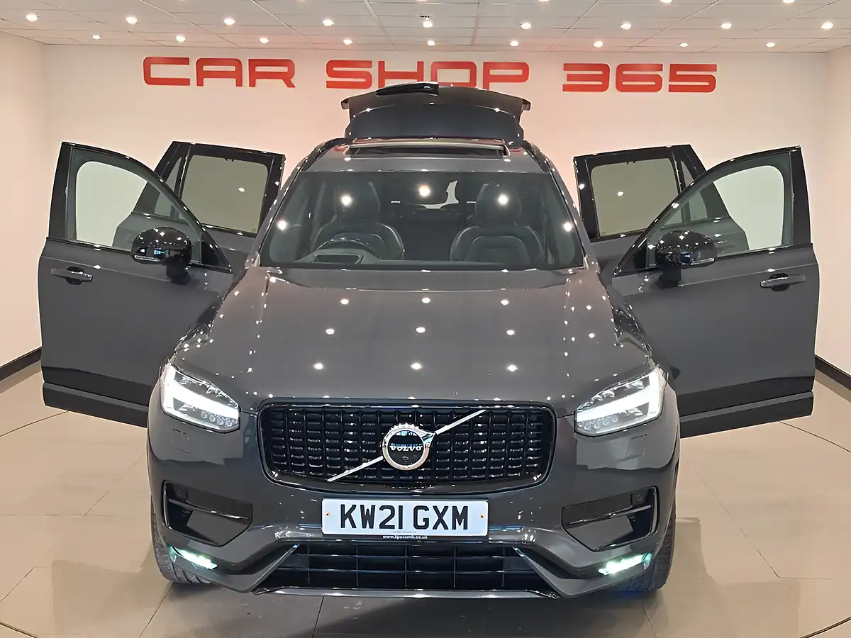 Used 2021 Volvo XC90 R-Design Pro Savile Grey - Interior and Exterior details 13