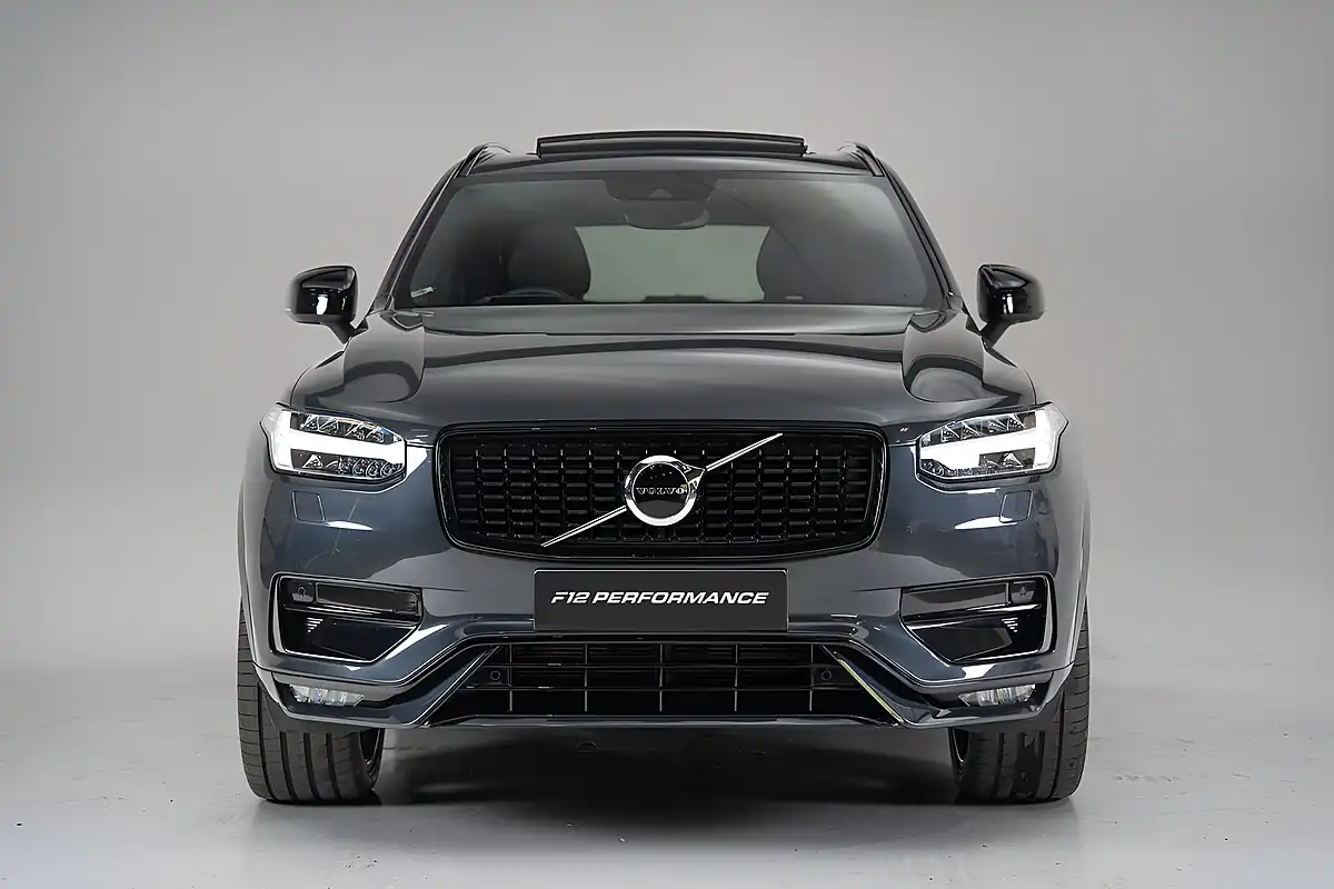 Used 2021 Volvo XC90 R-Design Pro Savile Grey - Interior and Exterior details 7