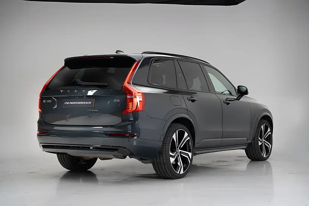 Used 2021 Volvo XC90 R-Design Pro Savile Grey - Interior and Exterior details 9