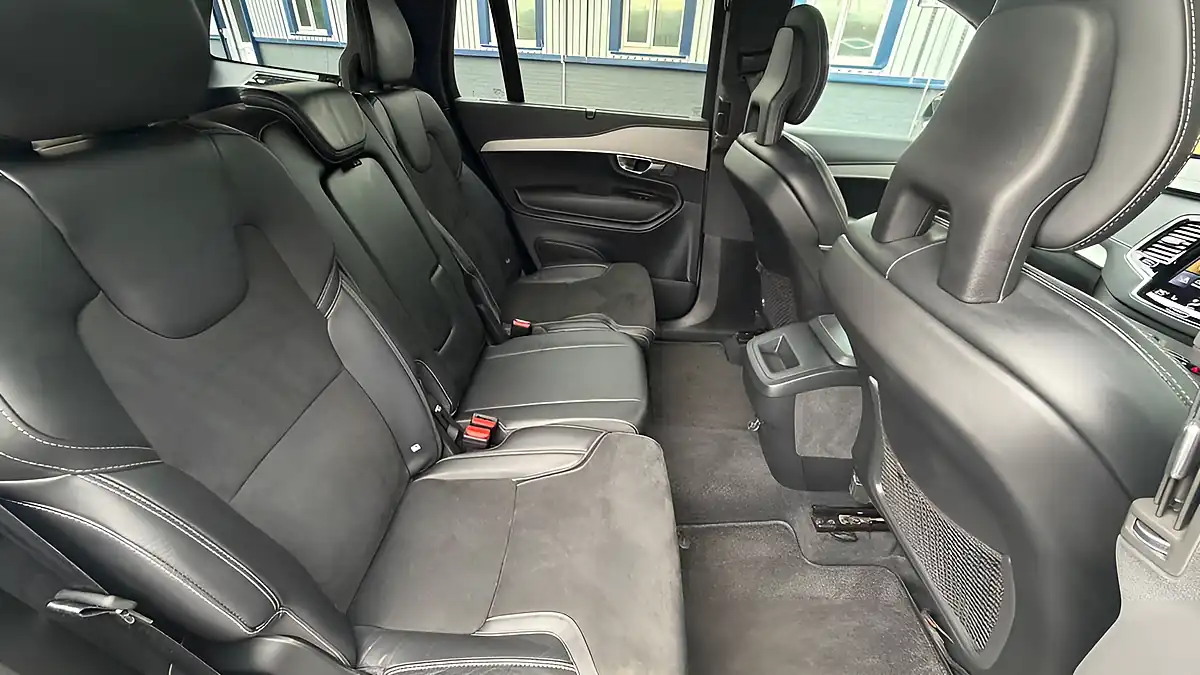 Used 2021 Volvo XC90 R-Design White - Interior and Exterior details 16