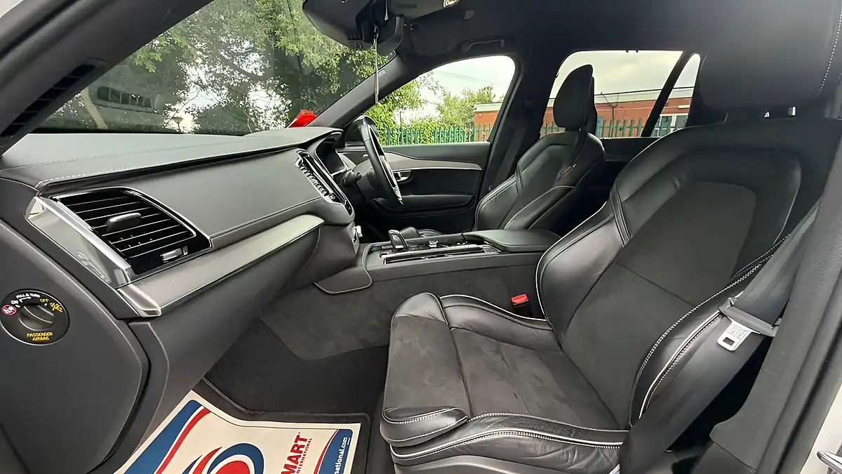 Used 2021 Volvo XC90 R-Design White - Interior and Exterior details 18