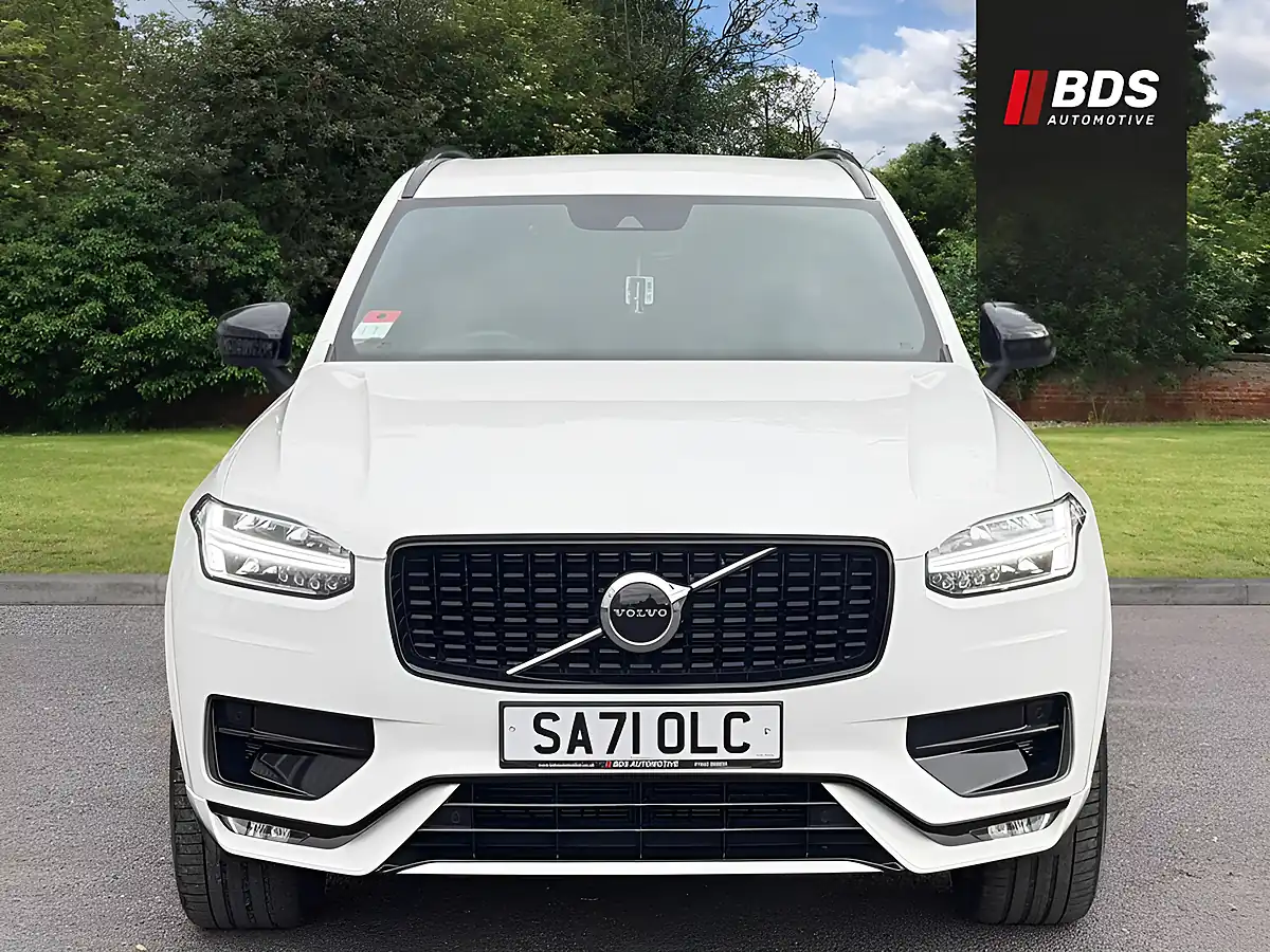 Used 2021 Volvo XC90 R-Design White - Interior and Exterior details 2