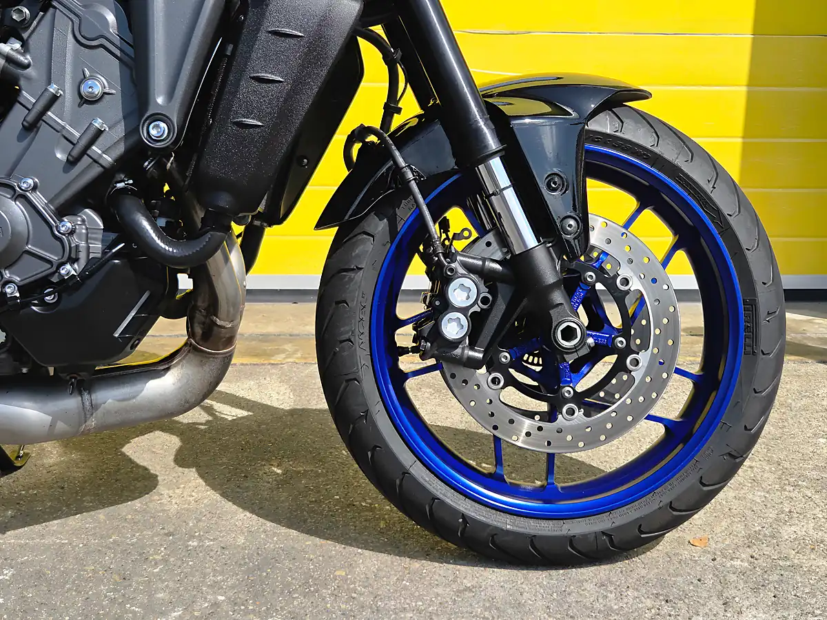 Used 2021 Yamaha MT-09 Abs Blue - Interior and Exterior details 10