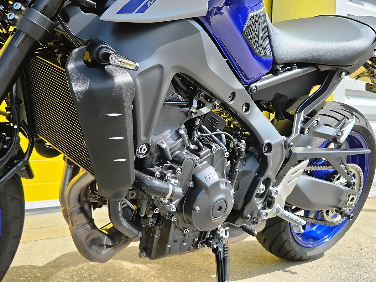 Used 2021 Yamaha MT-09 Abs Blue - Interior and Exterior details 20