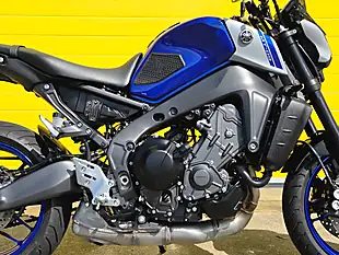 Used 2021 Yamaha MT-09 Abs Blue - Interior and Exterior details 9