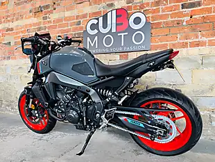 Used 2021 Yamaha MT-09 Abs Grey - Interior and Exterior details 13
