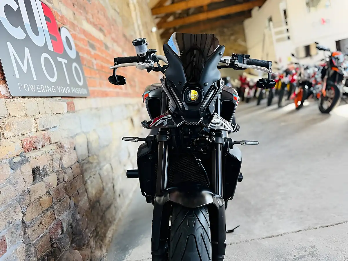 Used 2021 Yamaha MT-09 Abs Grey - Interior and Exterior details 19