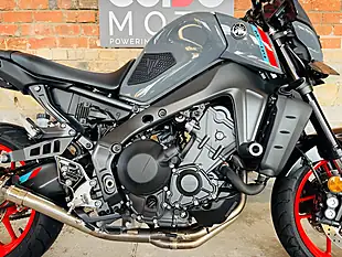 Used 2021 Yamaha MT-09 Abs Grey - Interior and Exterior details 7