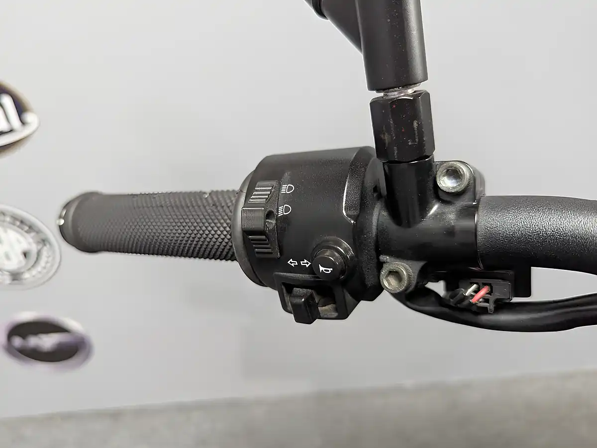 Used 2021 Yamaha Mt 125 Mtn 125-A Black - Interior and Exterior details 16