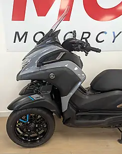 Used 2021 Yamaha Tricity 300 Cvt V-Belt Grey - Interior and Exterior details 15