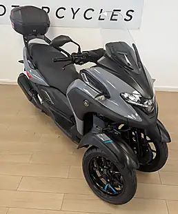 Used 2021 Yamaha Tricity 300 Cvt V-Belt Grey - Interior and Exterior details 7