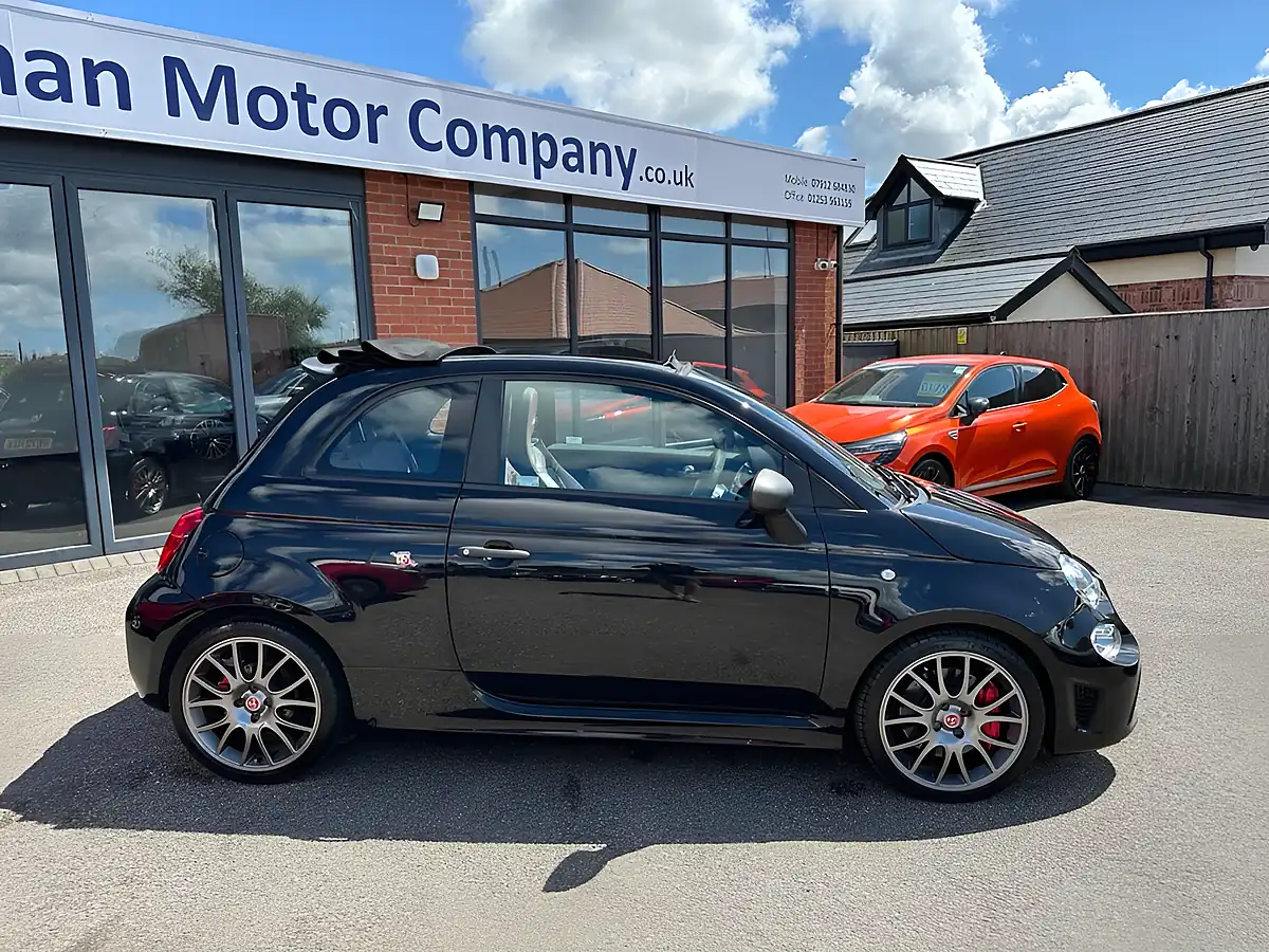 Used 2022 Abarth 695c Turismo Black - Interior and Exterior details 15