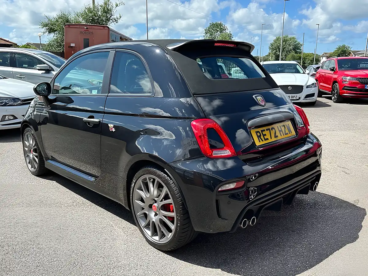 Used 2022 Abarth 695c Turismo Black - Interior and Exterior details 20