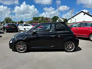 Used 2022 Abarth 695c Turismo Black - Interior and Exterior details 4