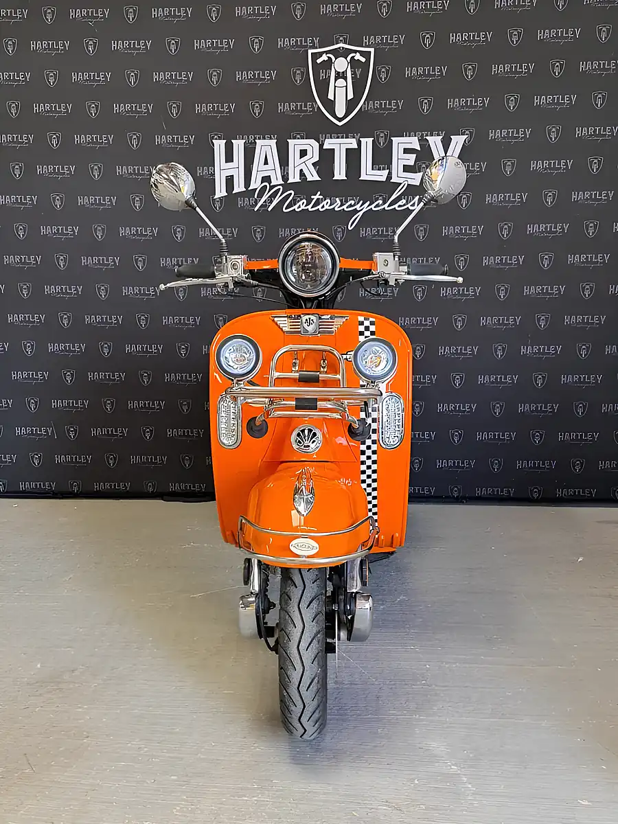 Used 2022 Ajs Modena Retro Orange - Interior and Exterior details 5