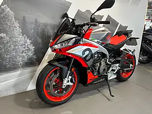 Used 2022 Aprilia Tuono 660 Silver Aluminium Metallic - Interior and Exterior details 16