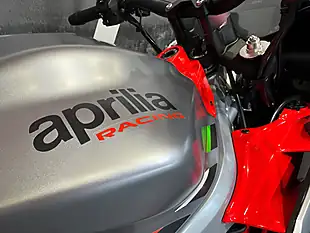 Used 2022 Aprilia Tuono 660 Silver Aluminium Metallic - Interior and Exterior details 5