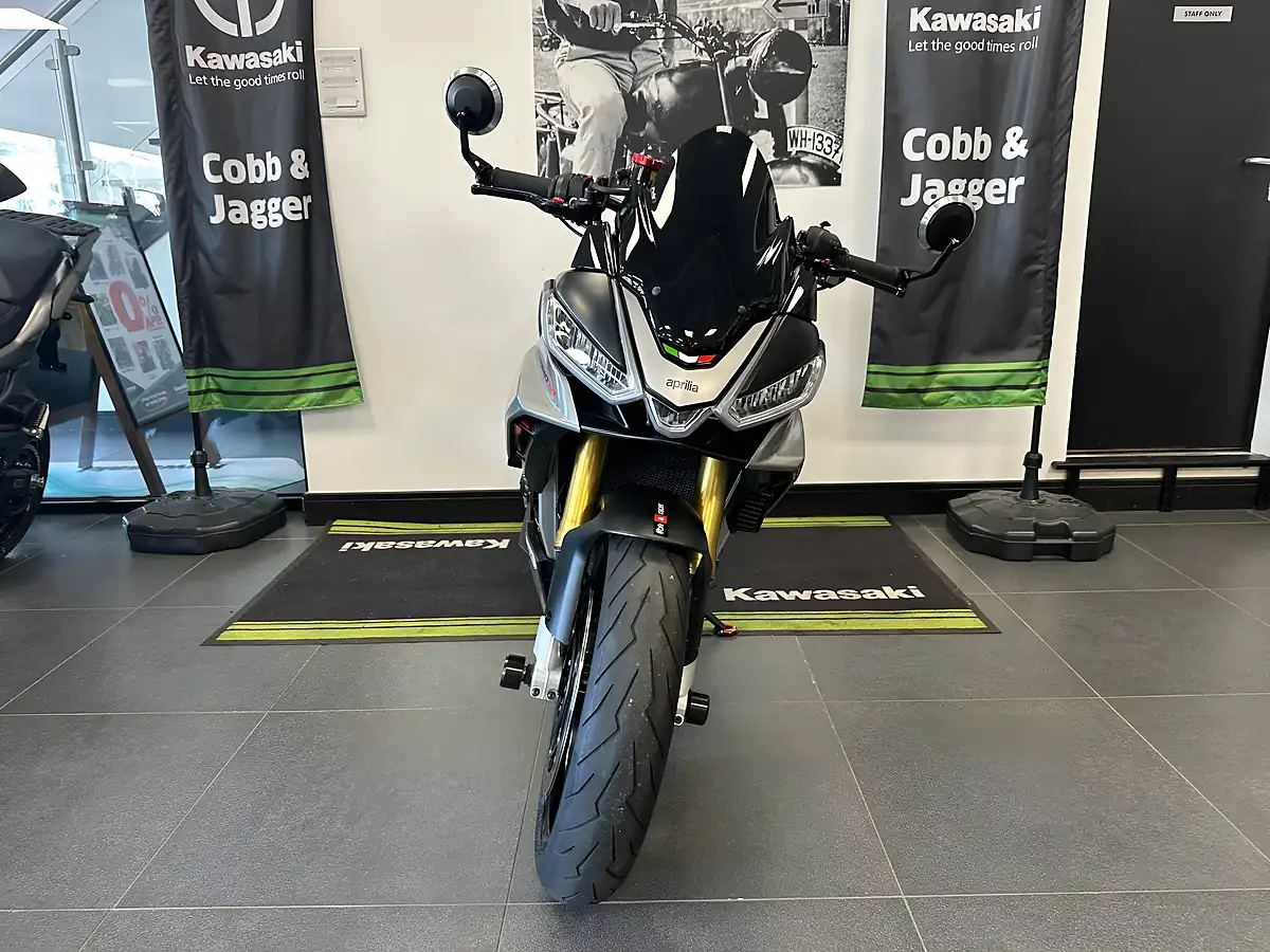Used 2022 Aprilia Tuono V4 1100 Naked Silver - Interior and Exterior details 10