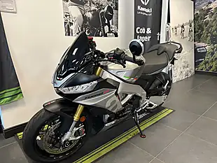 Used 2022 Aprilia Tuono V4 1100 Naked Silver - Interior and Exterior details 12