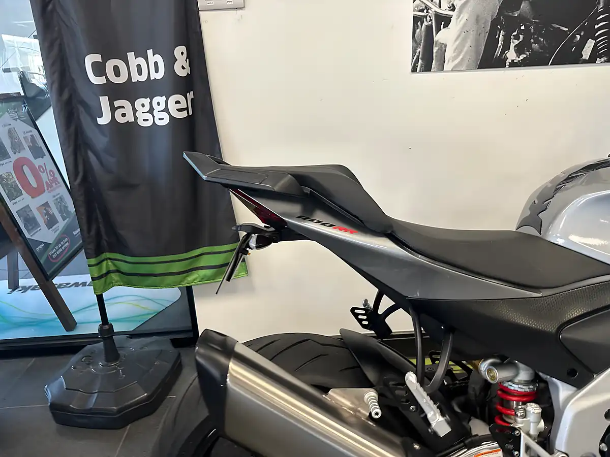 Used 2022 Aprilia Tuono V4 1100 Naked Silver - Interior and Exterior details 3